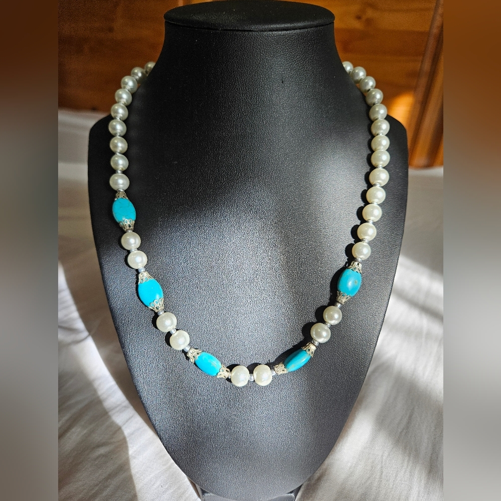 Elegant Pearl and Turquoise Necklace